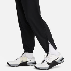 Nike Men's Dri-Fit Tapered Versatile Pants black