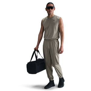 Nike Men's Dri-Fit Tapered Versatile Pants light army