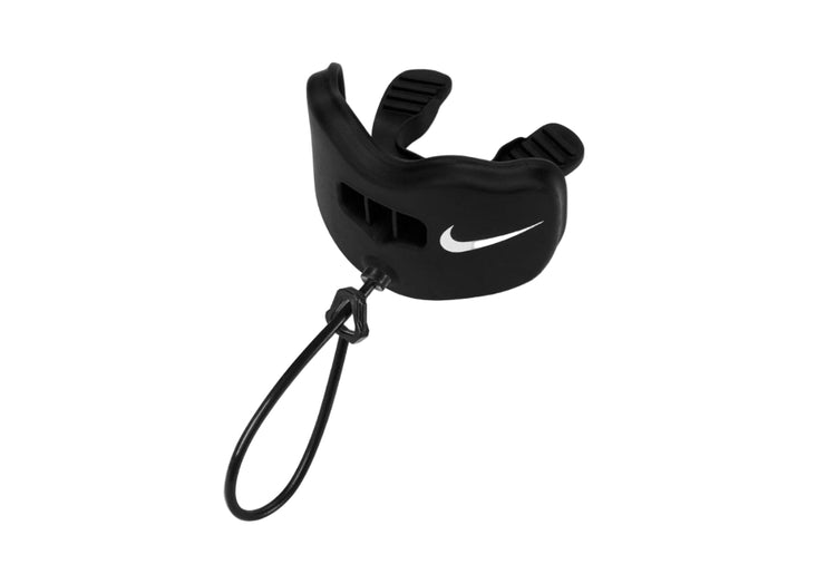 Nike Senior Alpha 3.0 MG Lip Guard