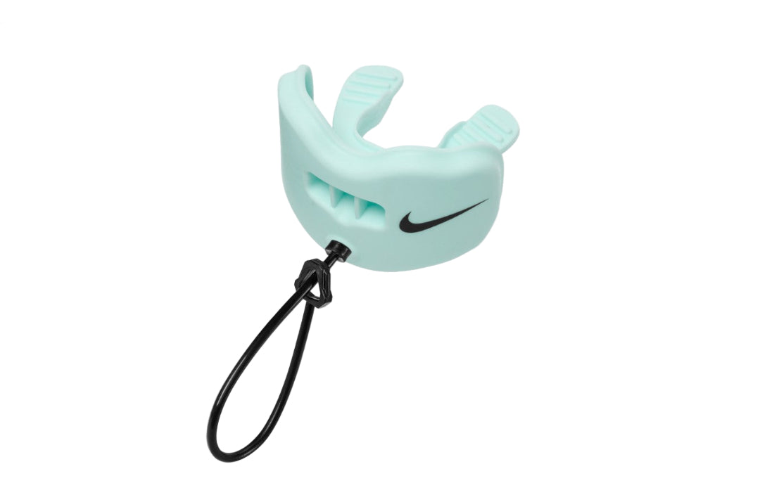Nike Senior Alpha 3.0 MG Lip Guard