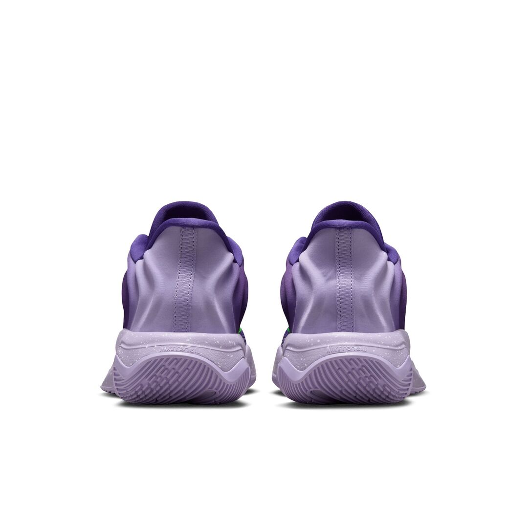 Nike Senior Giannis Immortality 4 Basketball Shoes purple/crimson