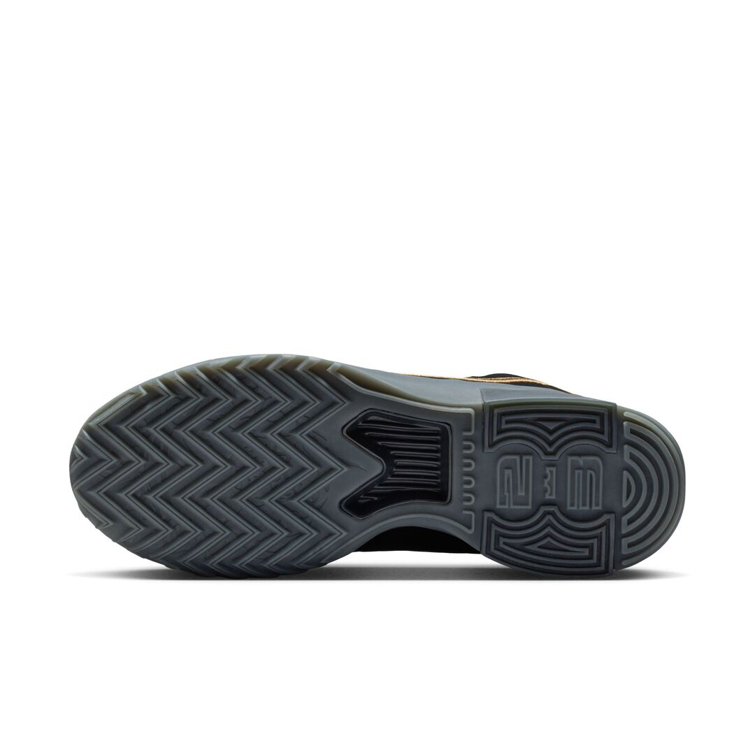 Nike Senior LeBron Witness 9 Basketball Shoes black/ smoke grey