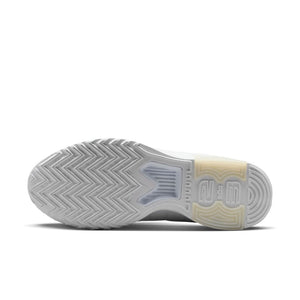 Nike Senior LeBron Witness 9 Basketball Shoes white