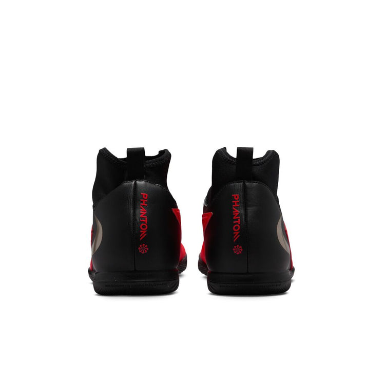 Nike Senior Phantom 6 Club Indoor Soccer Shoes bright red/black