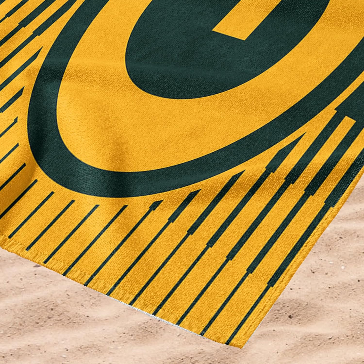 Northwest NFL Green Bay Packers 36x72 Jacquard Beach Towel green/yellow 