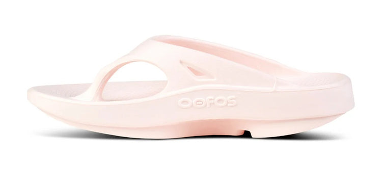 OOFOS Women's OOriginal Thong Sandals blush pink