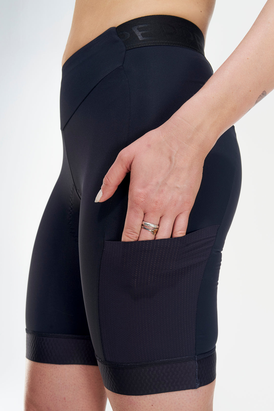Peppermint Women's Signature Cargo Bike Short black