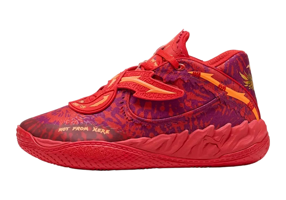Puma Senior MB Encore Basketball Shoes red/magenta