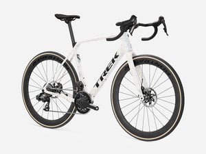 Trek Domane SLR 7 AXS (Gen 5) Performance Road Bike 2027 Mother of Pearl/Silver Marble 