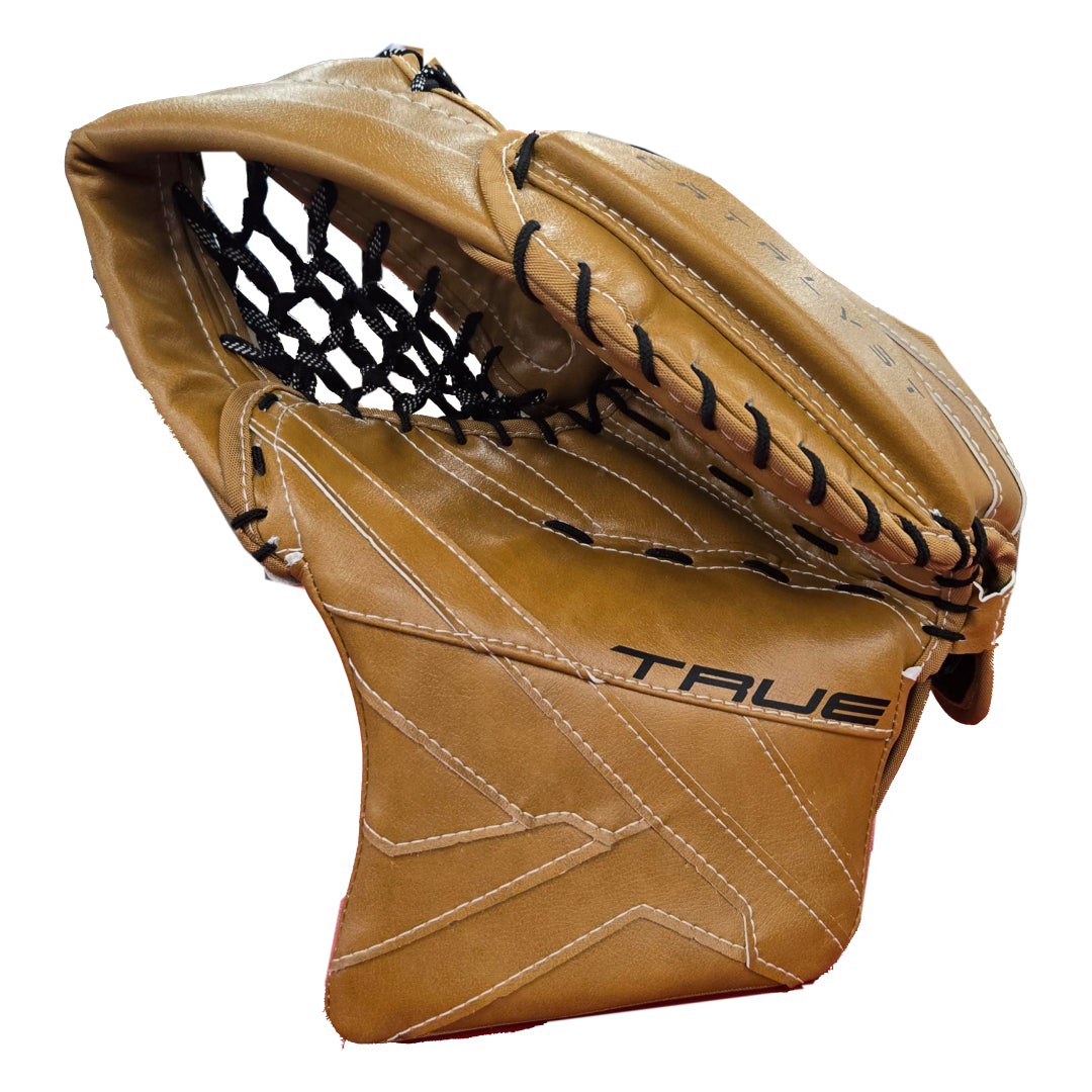 True Intermediate Catalyst 7X6 Hockey Goalie Trapper Tan