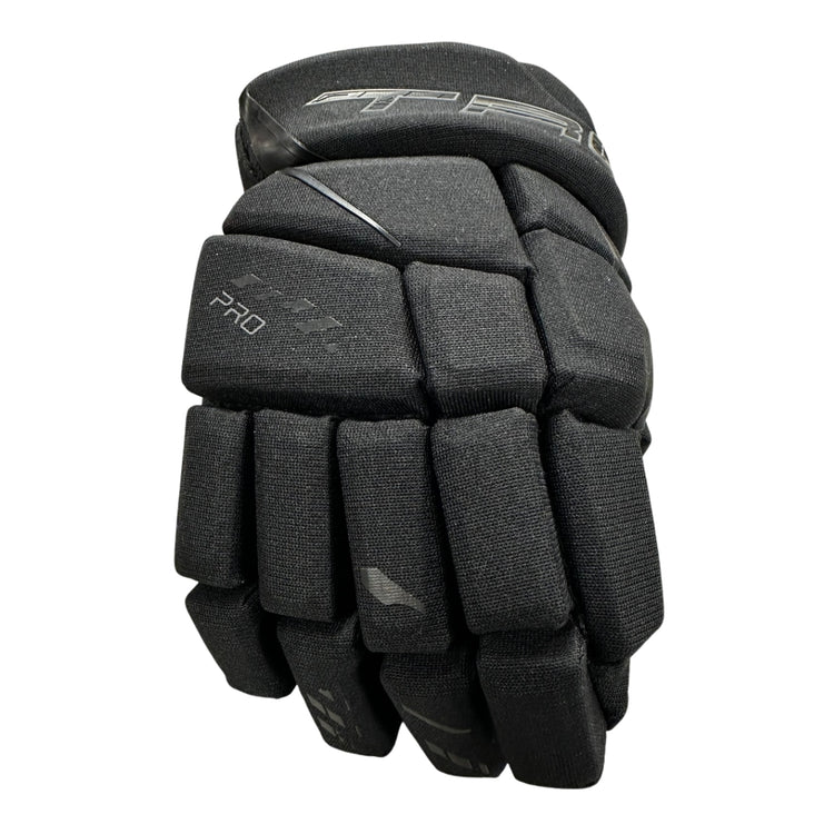 True Junior Catalyst Pro Hockey Player Gloves blackout