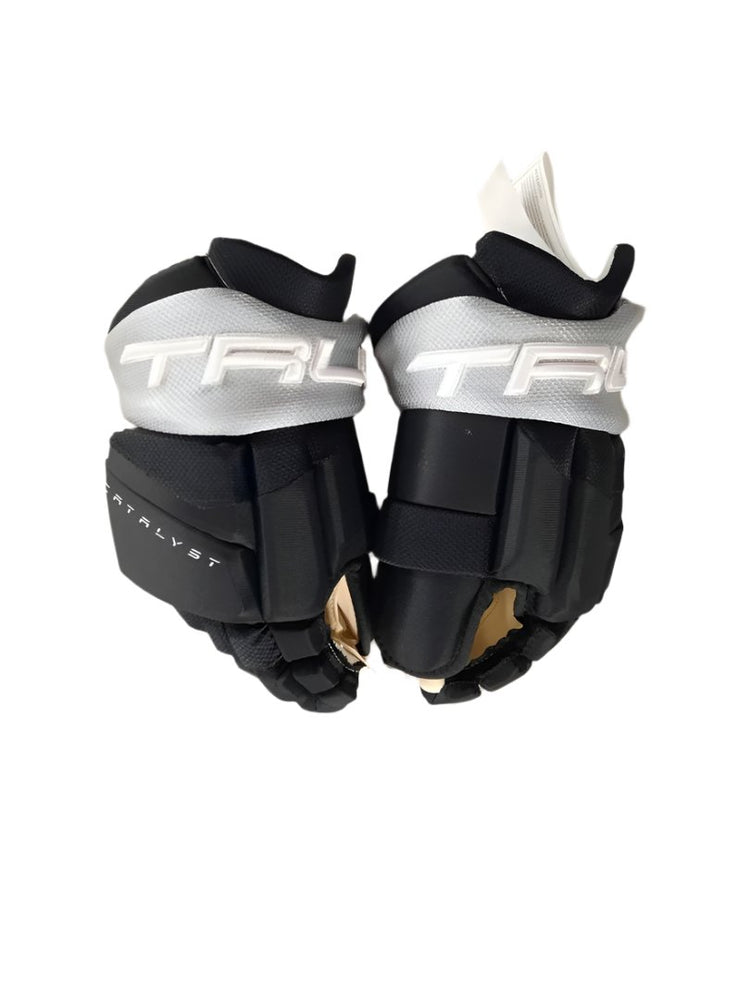 True Senior Catalyst Anatomical Fit Custom Hockey Player Gloves Black/Grey