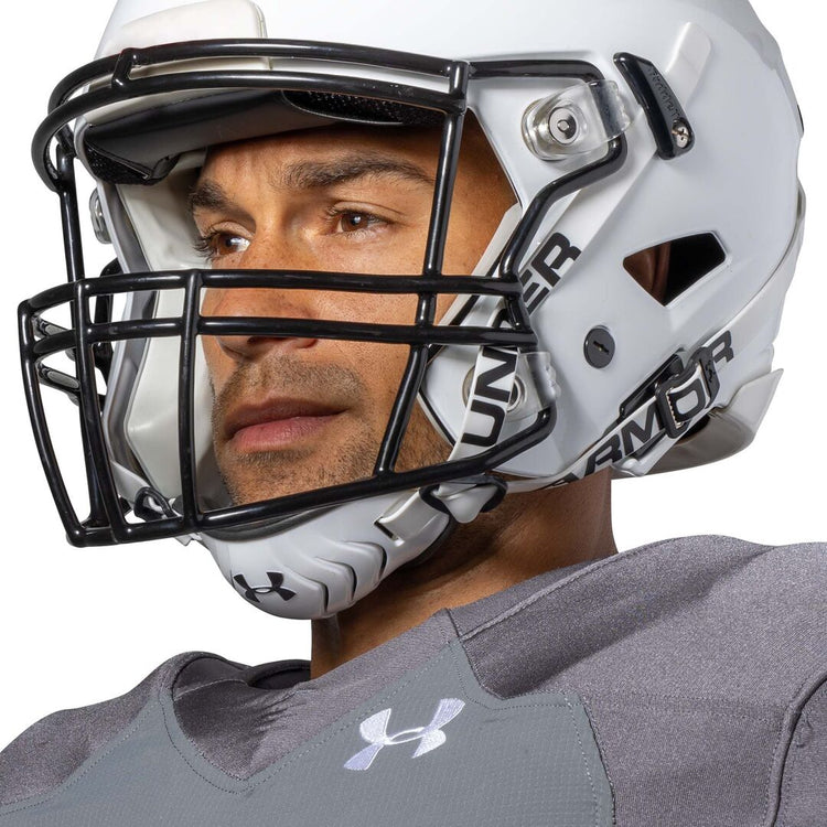 Under Armour Senior Spotlight Chin Strap white