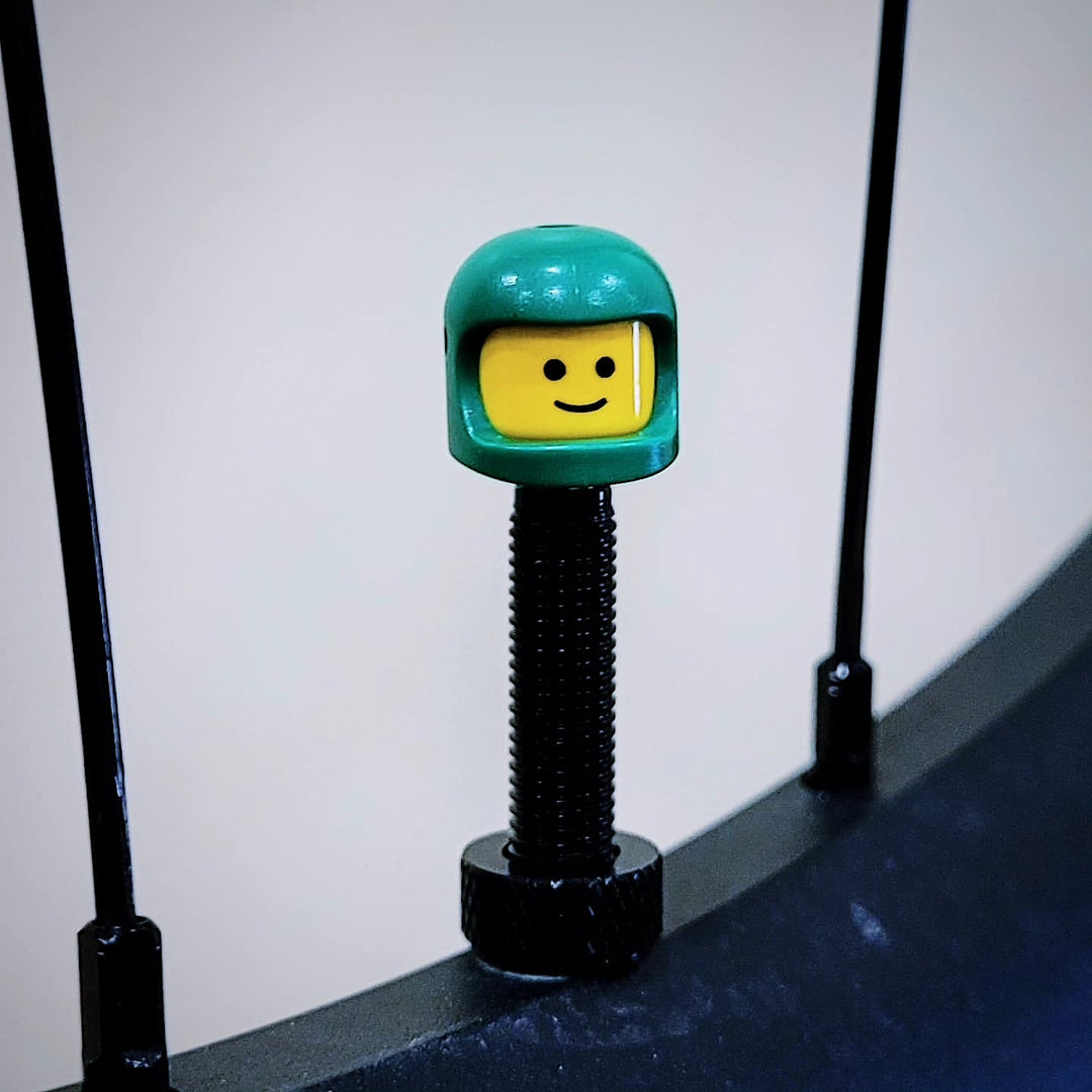ValveHeadz Custom Valve Cap Green Classic Space Dude