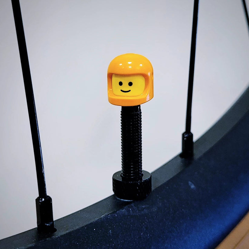 ValveHeadz Custom Valve Cap Orange Classic Space Dude