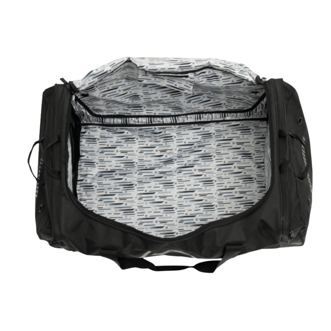 Warrior Senior A10 Cargo Hockey Roller Bag black/white
