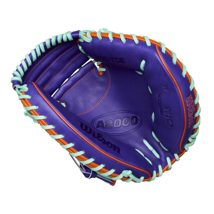 Wilson 33" A2000 Winter CM33SS Catcher's Mitt purple/ sea foam