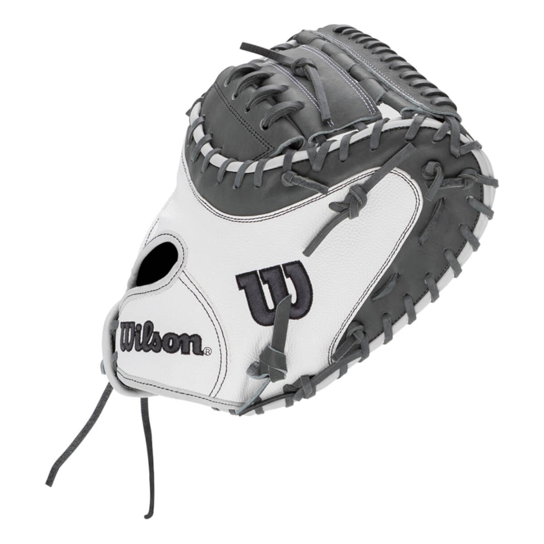Wilson 34" A2000FP Classic CM23 Catcher's Mitt