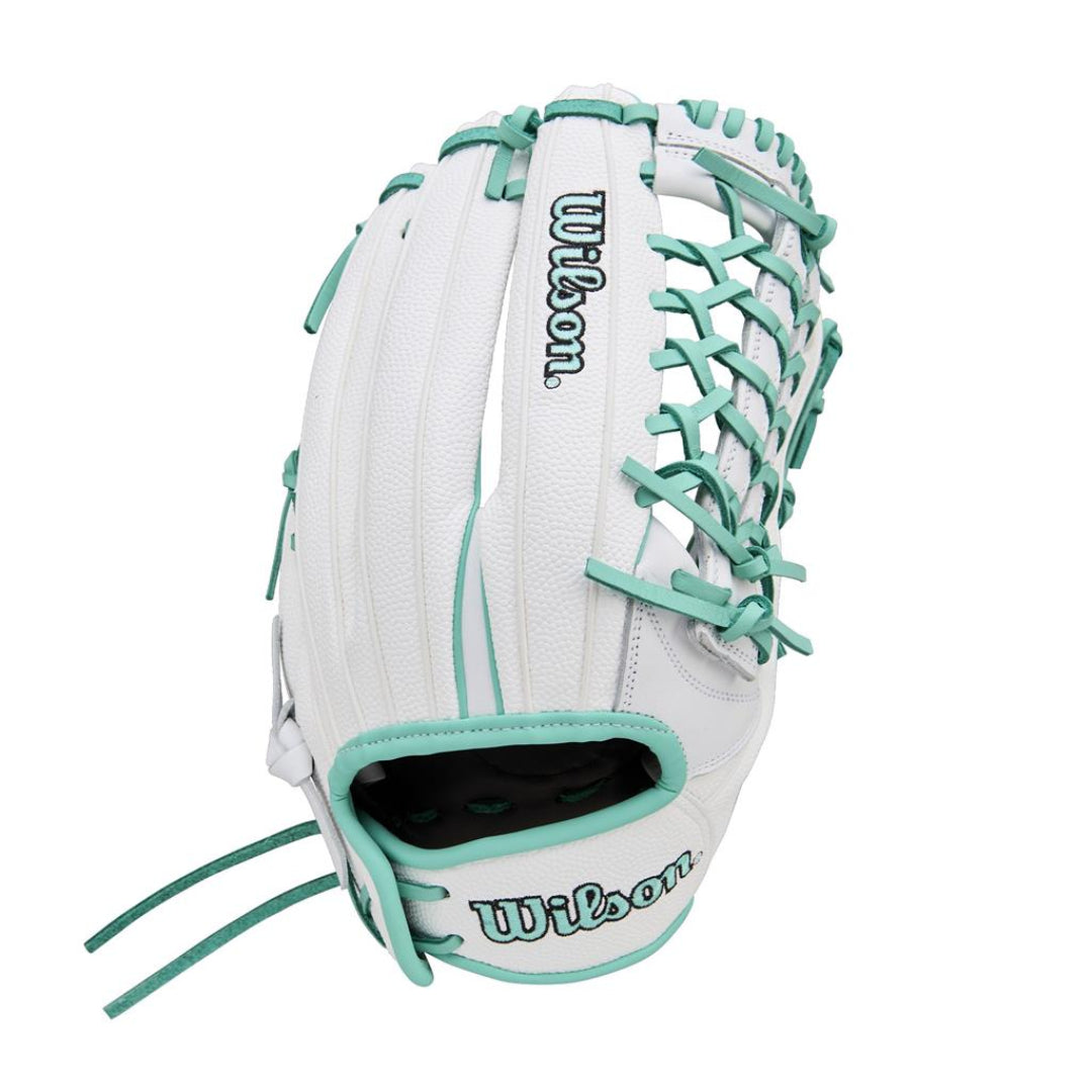Wilson A1000 T125 SuperSkin Fastpitch Glove