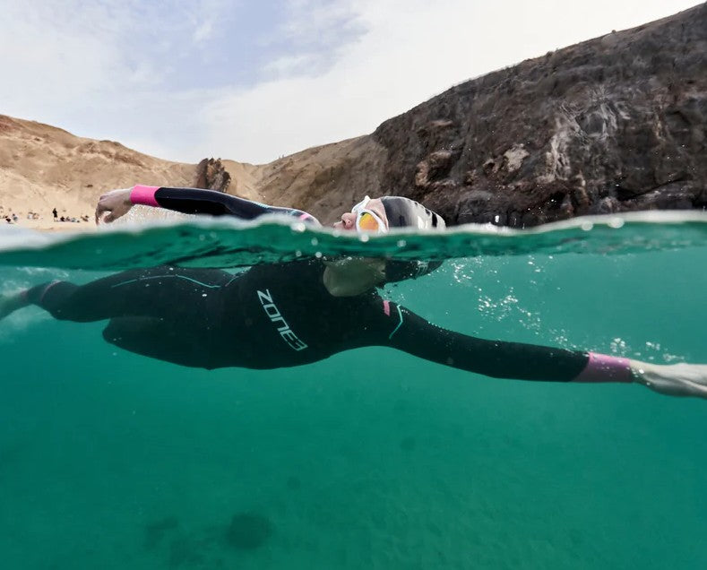 ZONE3 Women's Agile Wetsuit Black/Turquoise/Pink 