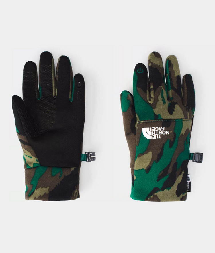 Shop THE NORTH FACE Youth Etip Recycled Glove Camo green
